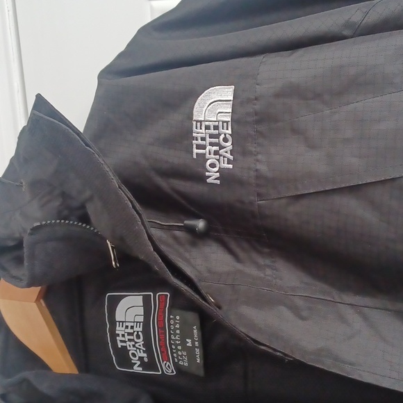 The Nort Face men's jacket - Picture 2 of 16